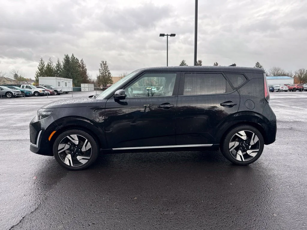 Used 2023 Fusion Black Kia GT-Line image 4