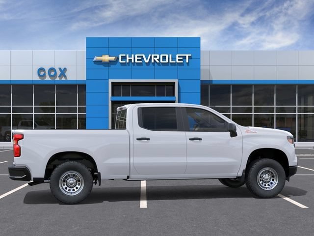 New 2026 Summit White Chevrolet WT image 5