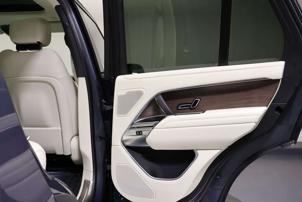 New 2026 Varesine Blue LAND ROVER SE PHEV image 42