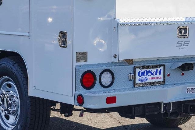 New 2026 Oxford White Ford F-250® XL image 37