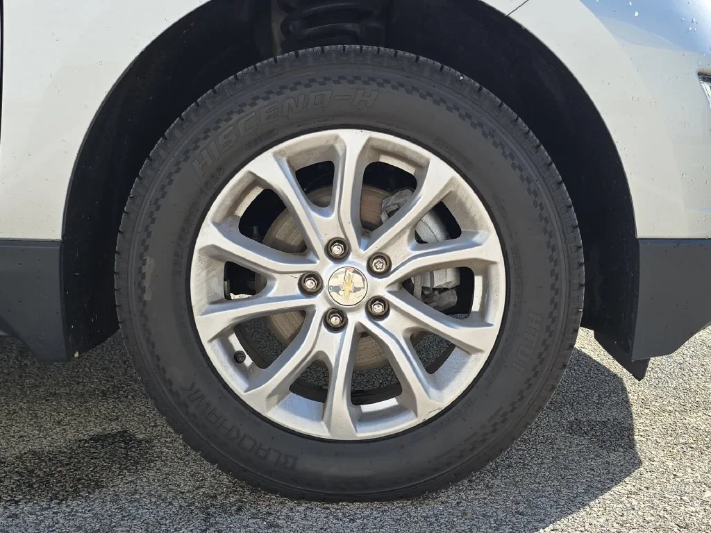 2020 Chevrolet Equinox LS - Photo 34