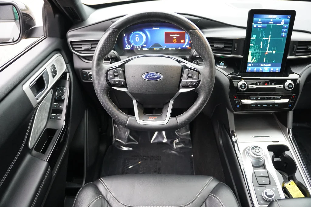 Used 2021 Gray Ford ST image 23