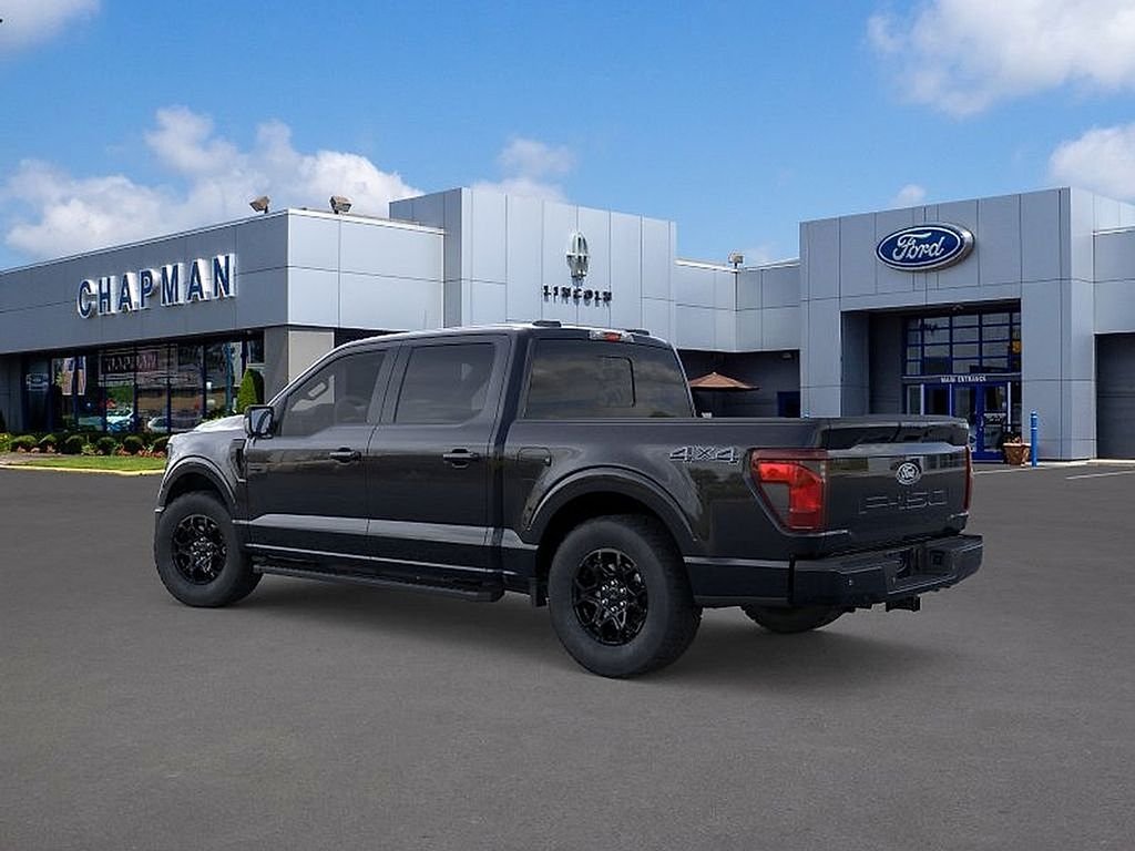 New 2026 Agate Black Metallic Ford XLT image 4