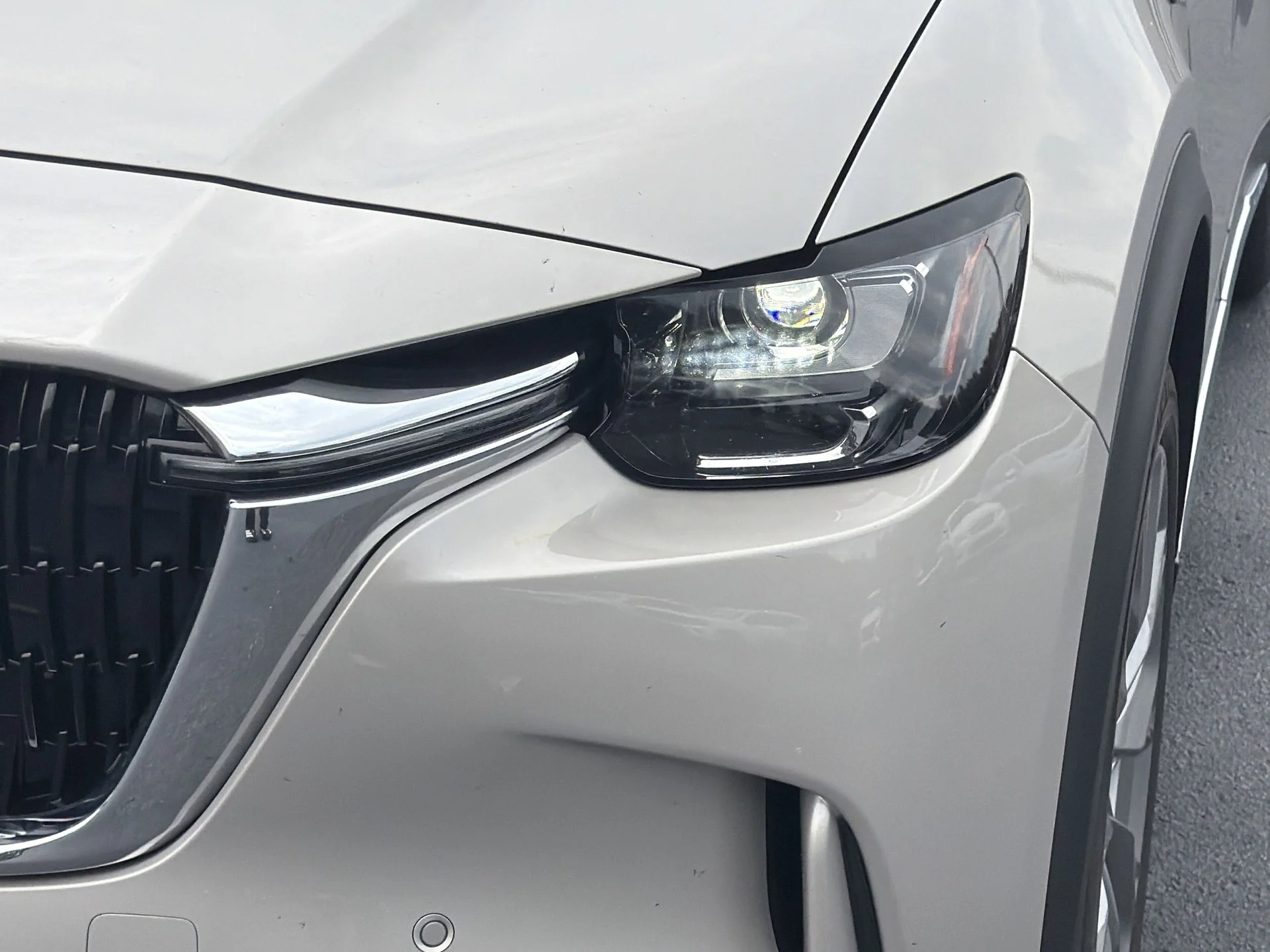 Certified Used 2025 Platinum Mazda 3.3 Turbo Premium Plus image 32