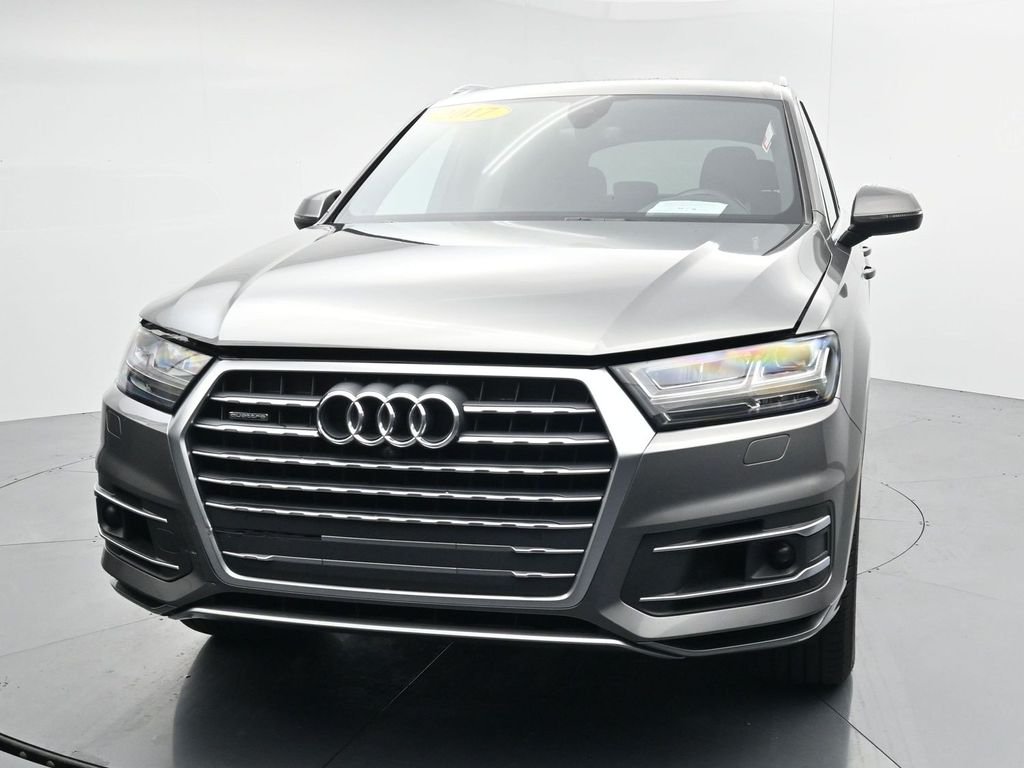 Used 2017  Audi 3.0T Premium Plus image 3