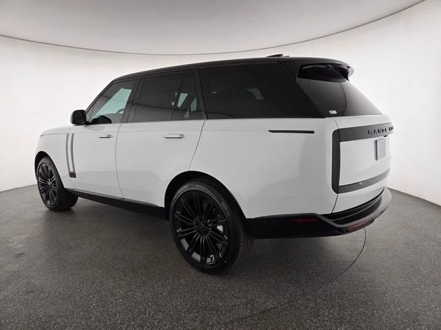 New 2026 Fuji White Land Rover SE image 16