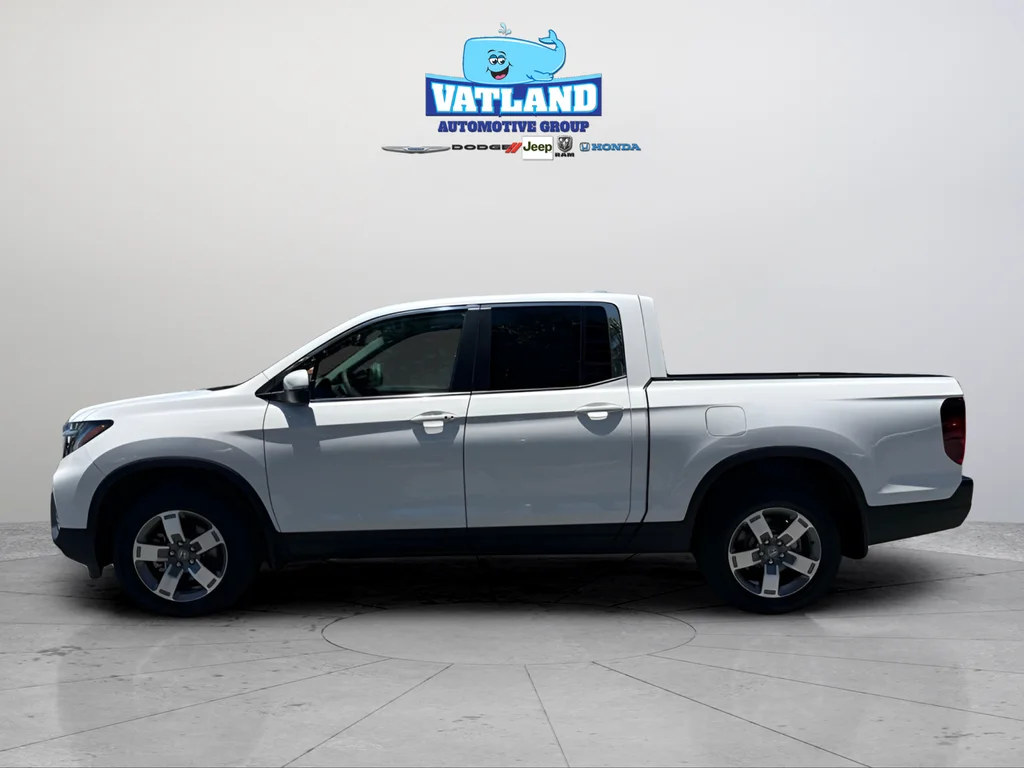 New 2026 Platinum White Pearl Honda RTL image 2