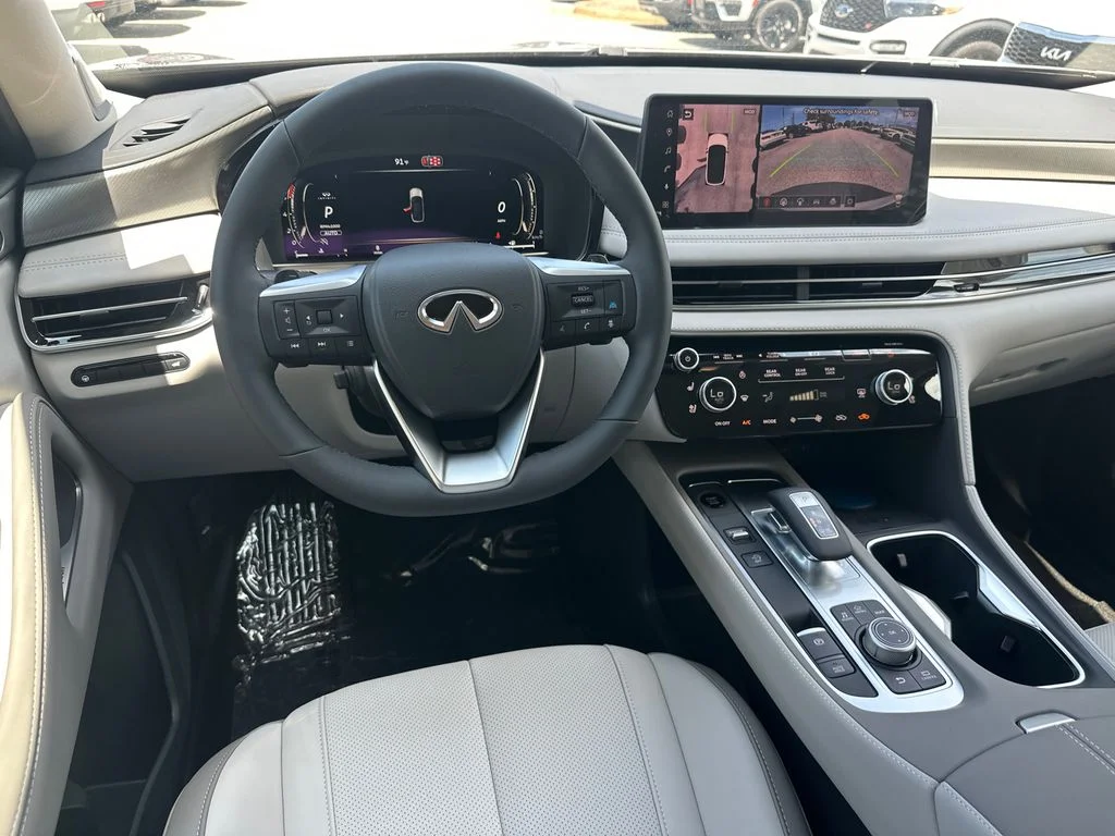 New 2027 Gray INFINITI LUXE image 23