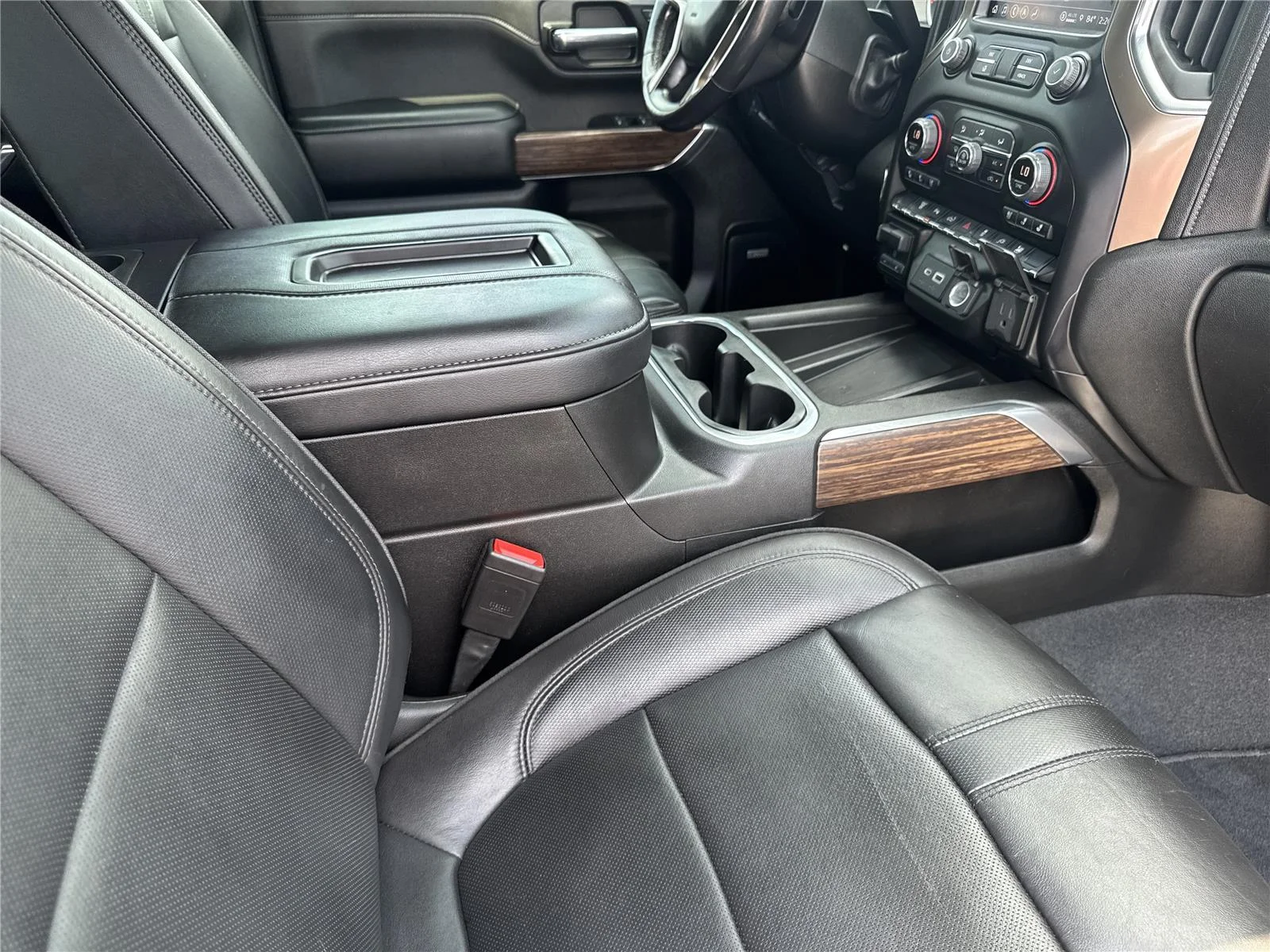 Used 2022 Black Chevrolet High Country image 36