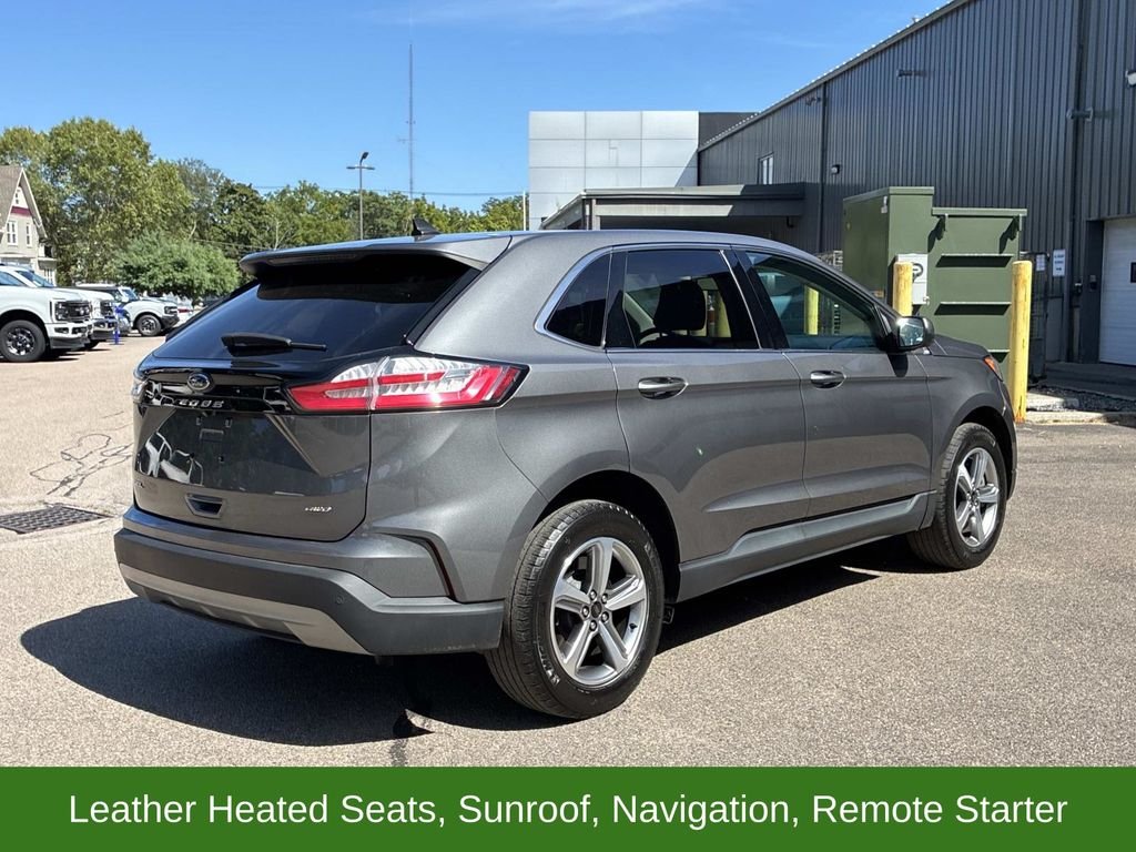 Used 2023 Gray Ford SEL image 7