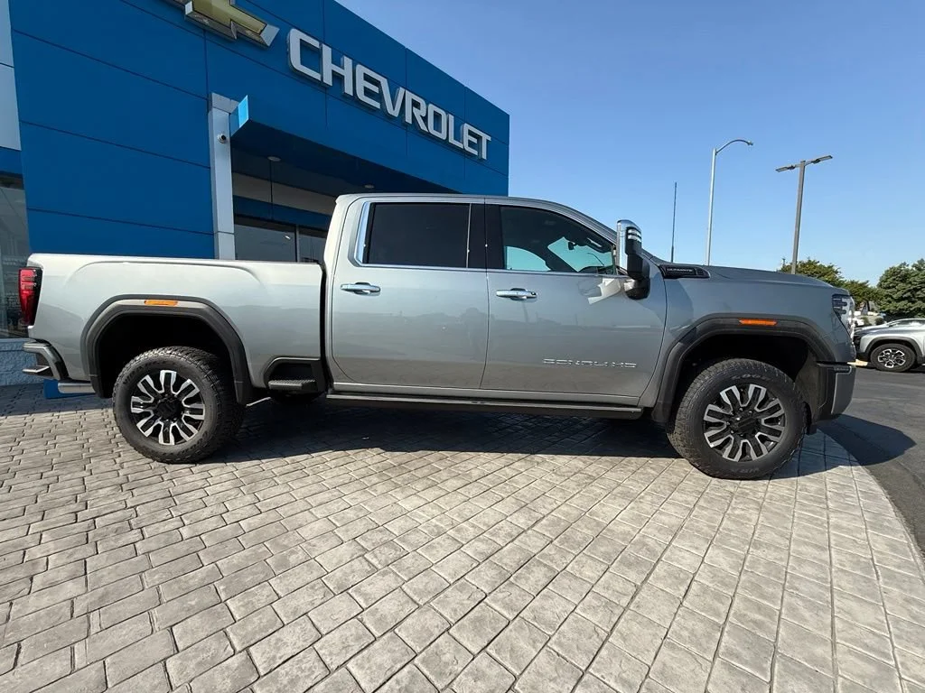 New 2026 Sterling Metallic GMC Denali Ultimate image 7