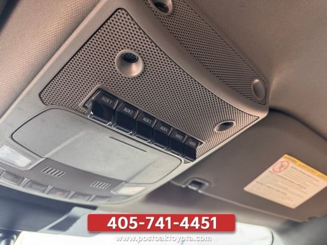 Used 2020 White Ford XL image 21