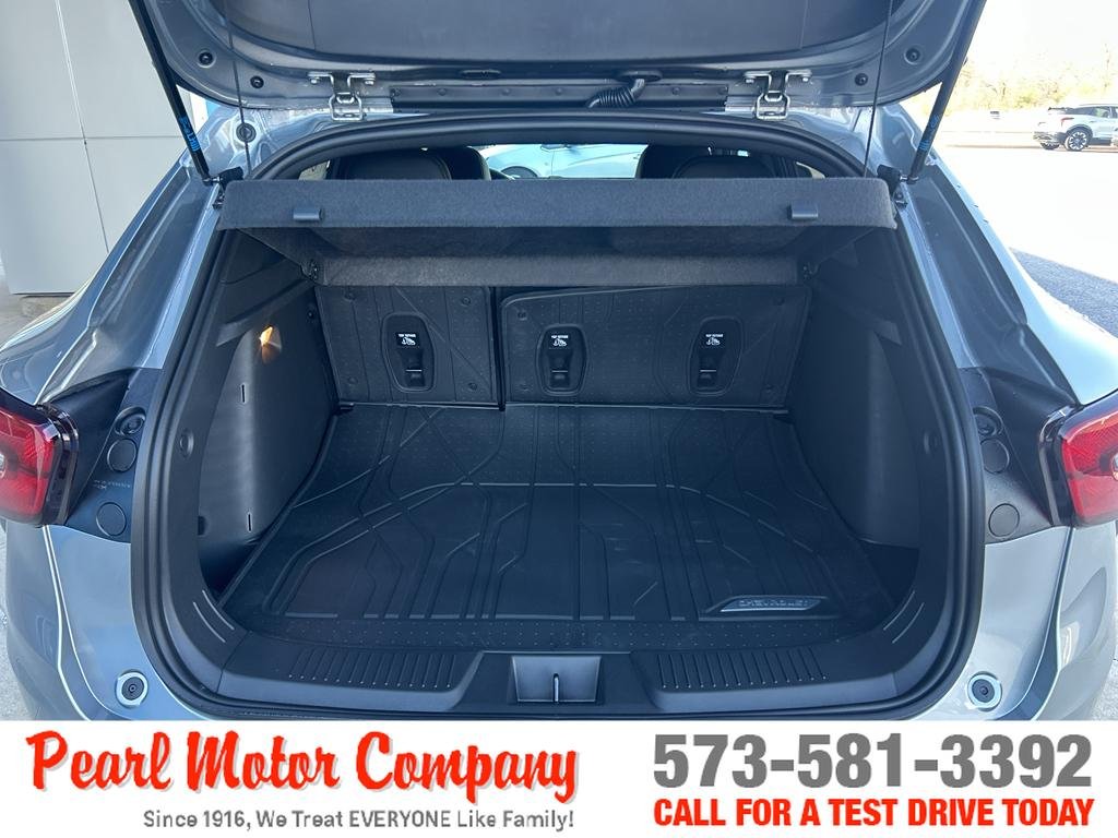 New 2026 Sterling Gray Metallic Chevrolet 2RS image 23