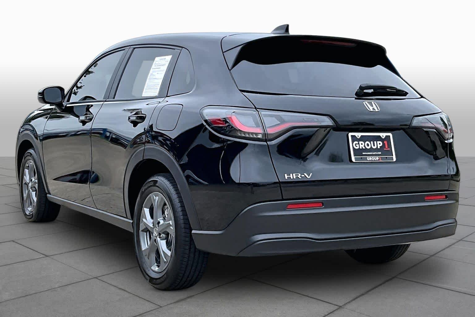 2027 Honda HR-V LX - Photo 11
