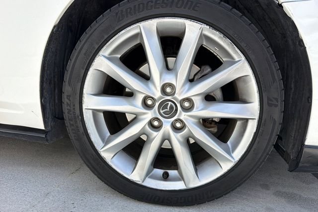 Used 2017 Snowflake White Pearl Mica Mazda Grand Touring image 5