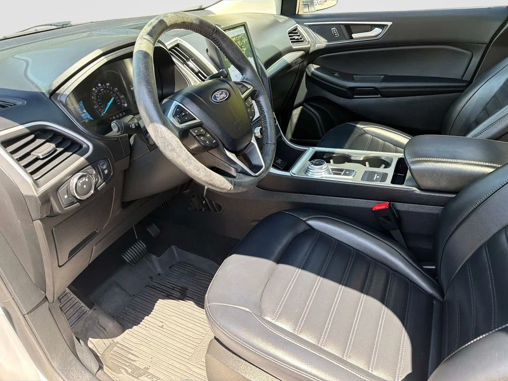 Used 2022 Star White Ford SEL image 21