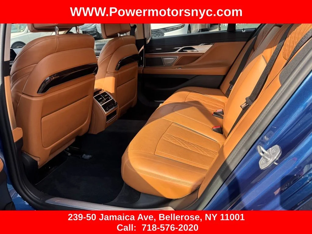 Used 2022 Blue BMW 750i xDrive image 25