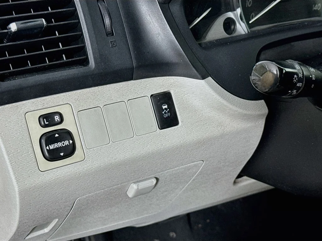 Used 2010 Silver Toyota Base image 10