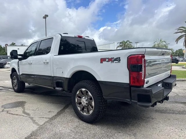 Used 2025 Bronze Ford King Ranch image 14