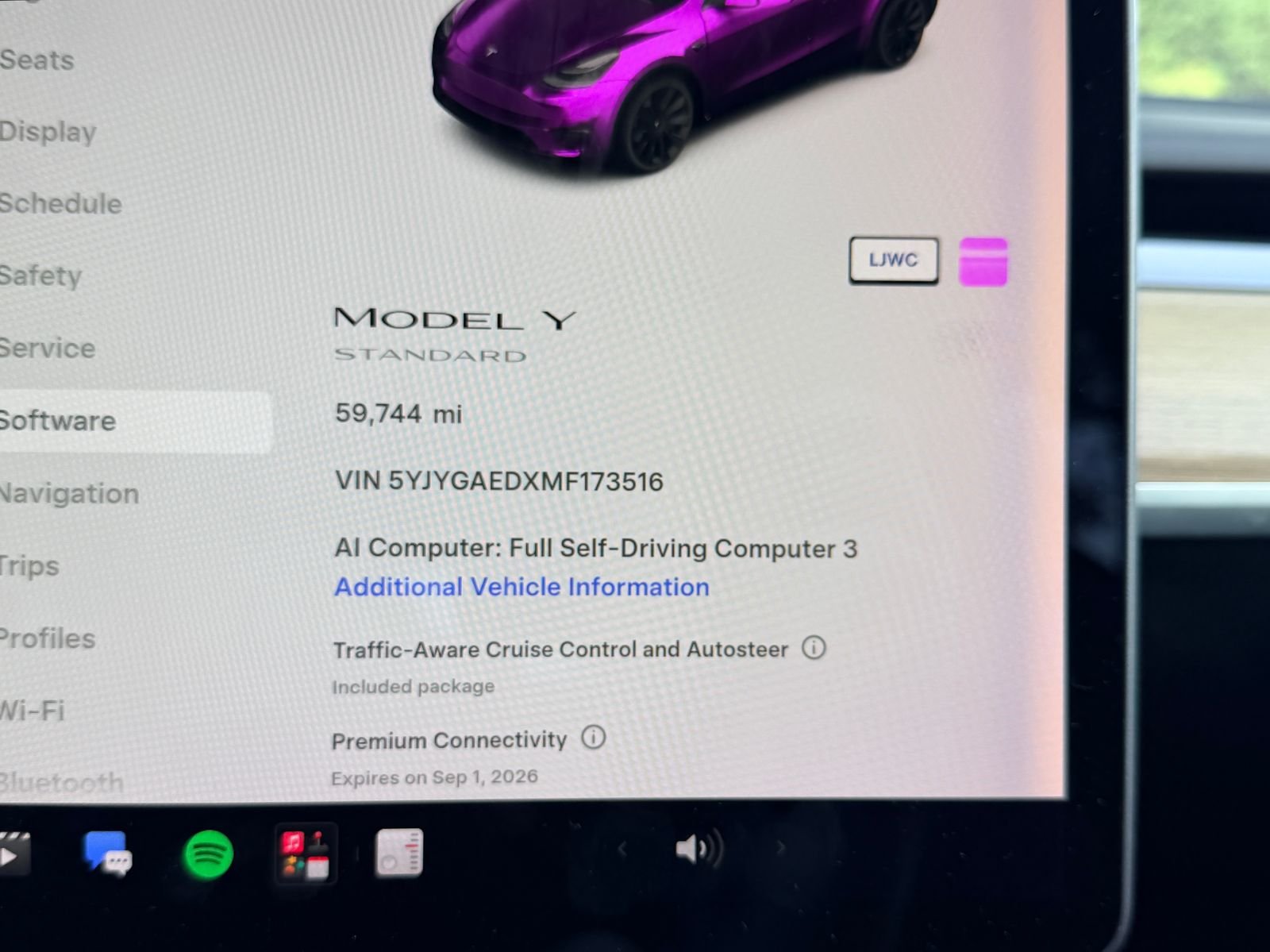 Used 2021 Solid Black Tesla Standard Range image 22