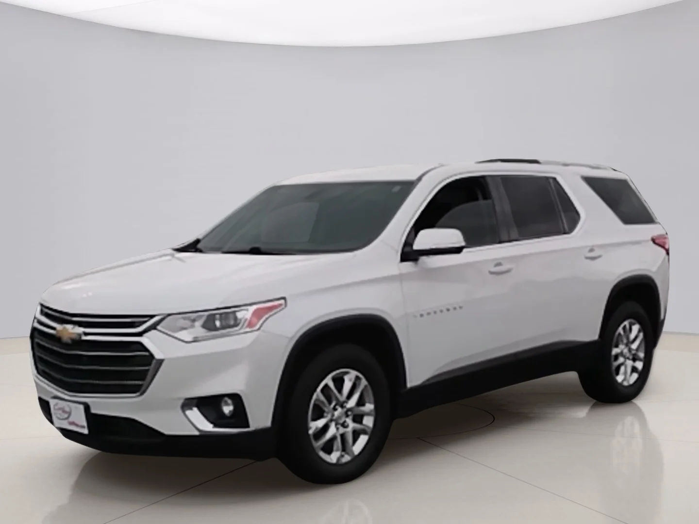 Used 2018 White Chevrolet  image 1