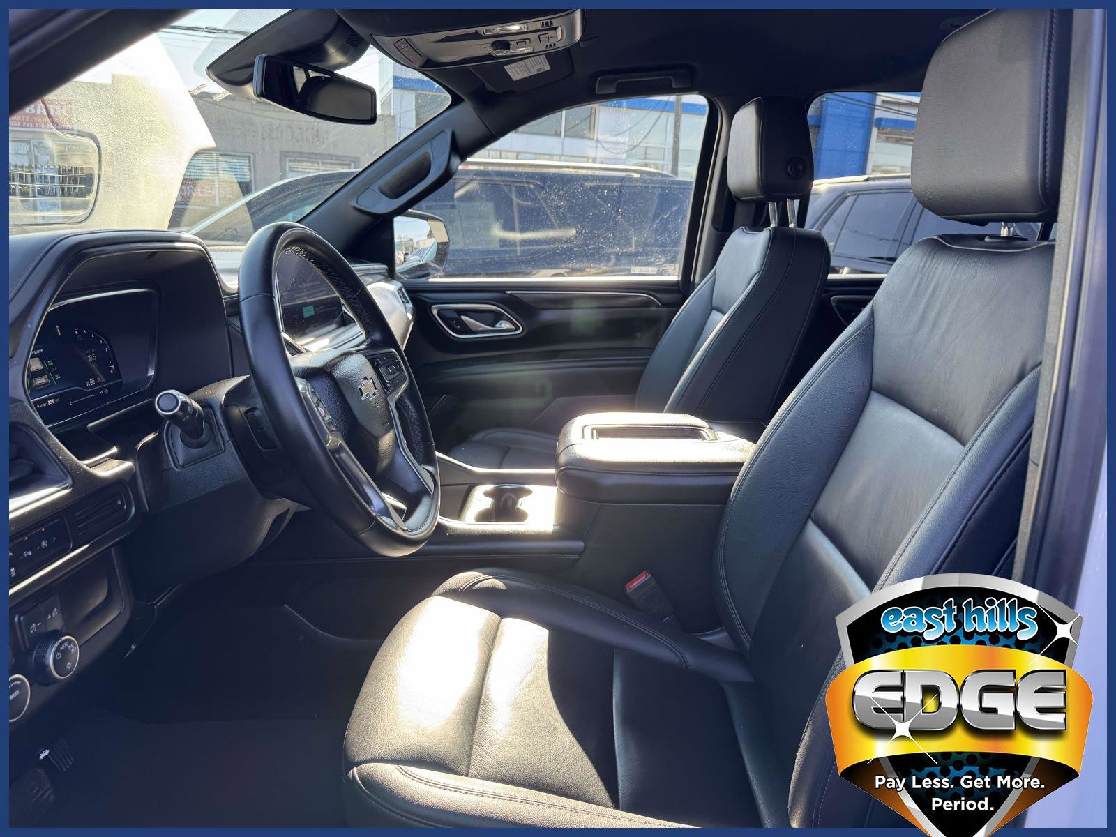 2024 Chevrolet Suburban LT - Photo 15