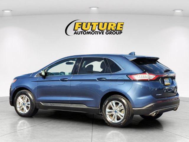 Used 2018 Blue Ford SEL image 7