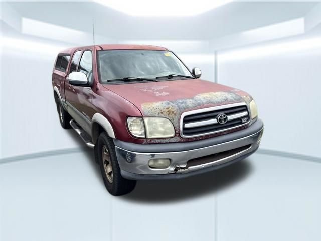 Used 2002 Red Toyota SR5 image 4