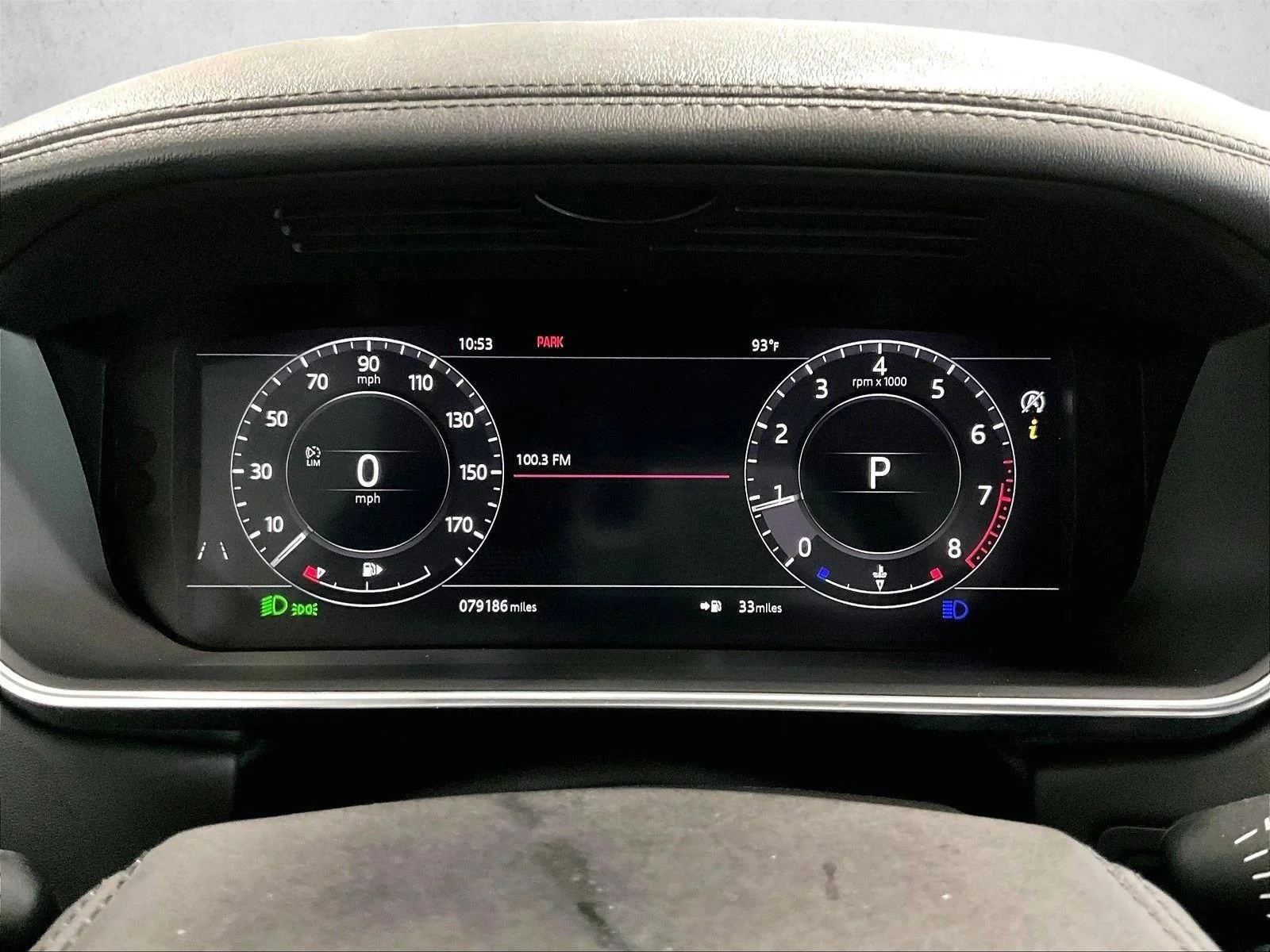 Used 2019 Indus Silver Metallic Land Rover  image 22