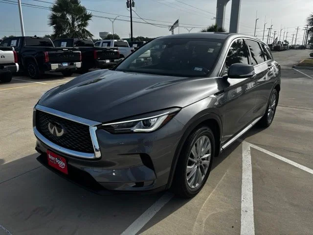 Used 2024 Gray INFINITI PURE image 3