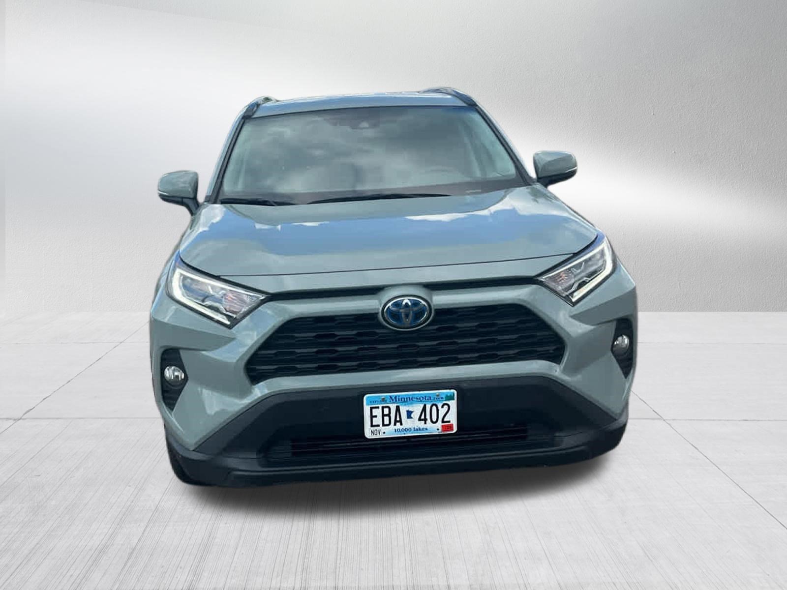 Used 2020 Lunar Rock Toyota Hybrid XLE image 2