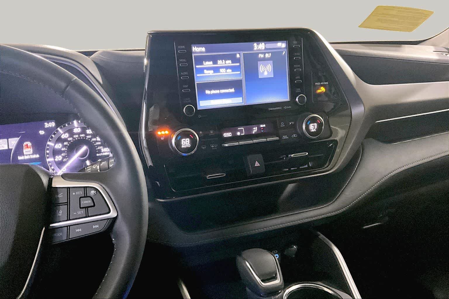Used 2022 Midnight Black Metallic Toyota XLE image 14
