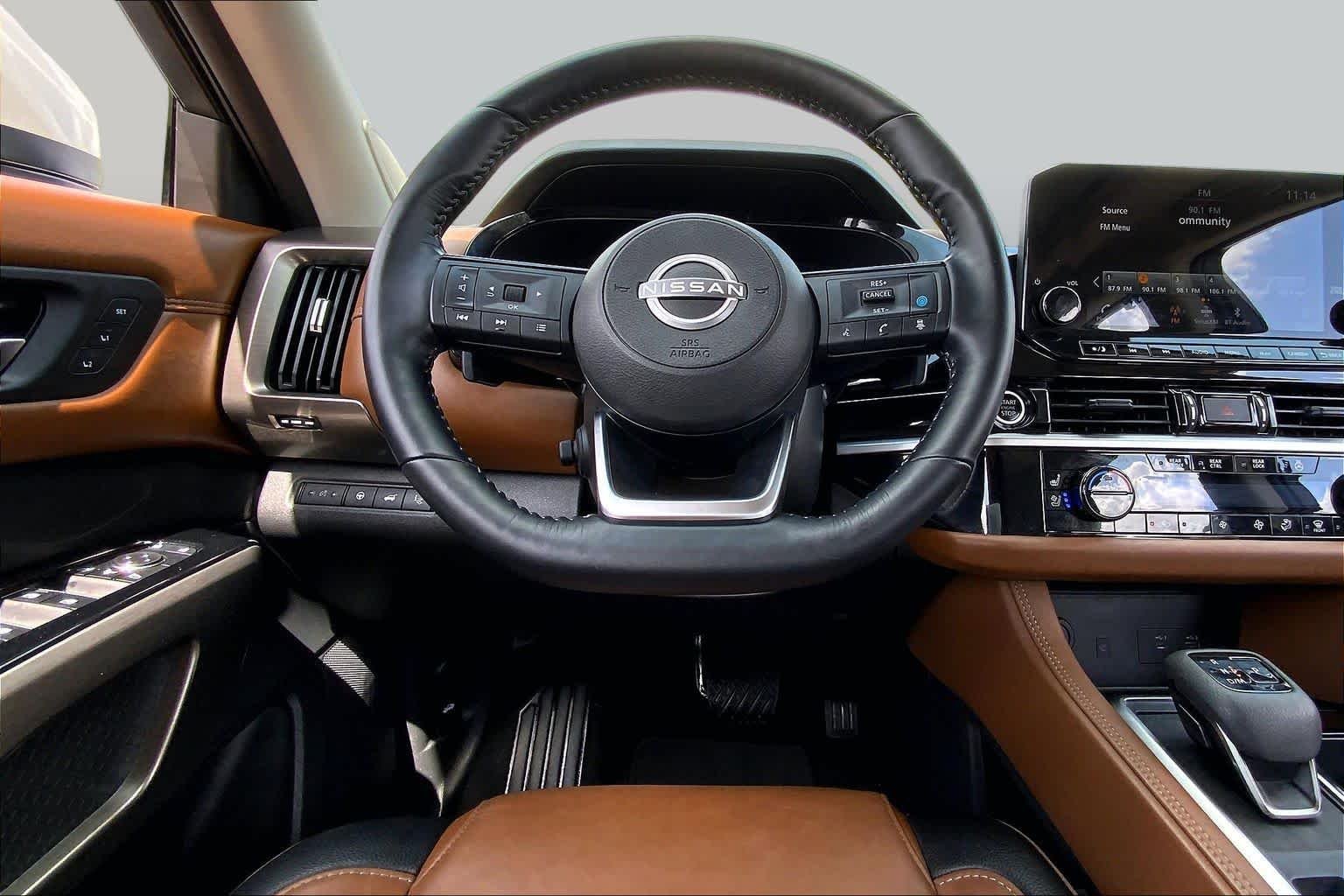Pre-Owned 2024 Nissan Pathfinder Platinum