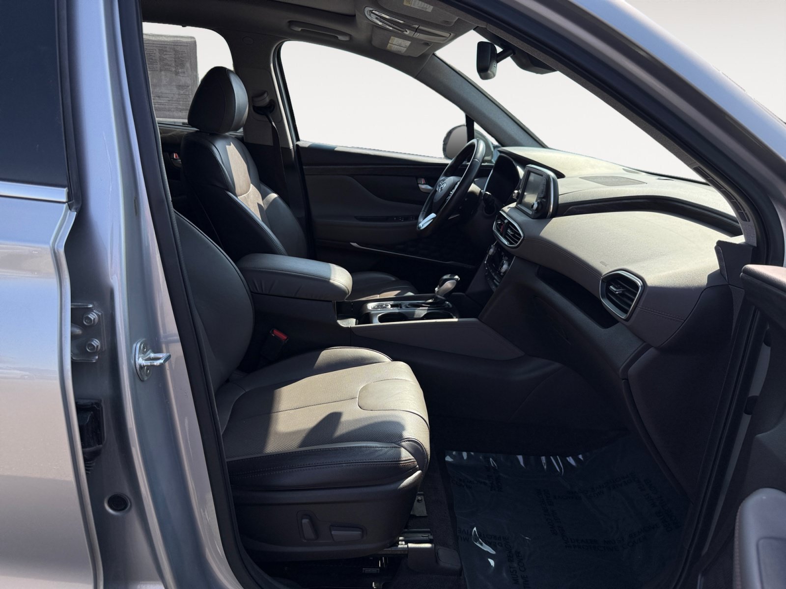 Used 2020 Shimmering Silver Pearl Hyundai SEL image 19