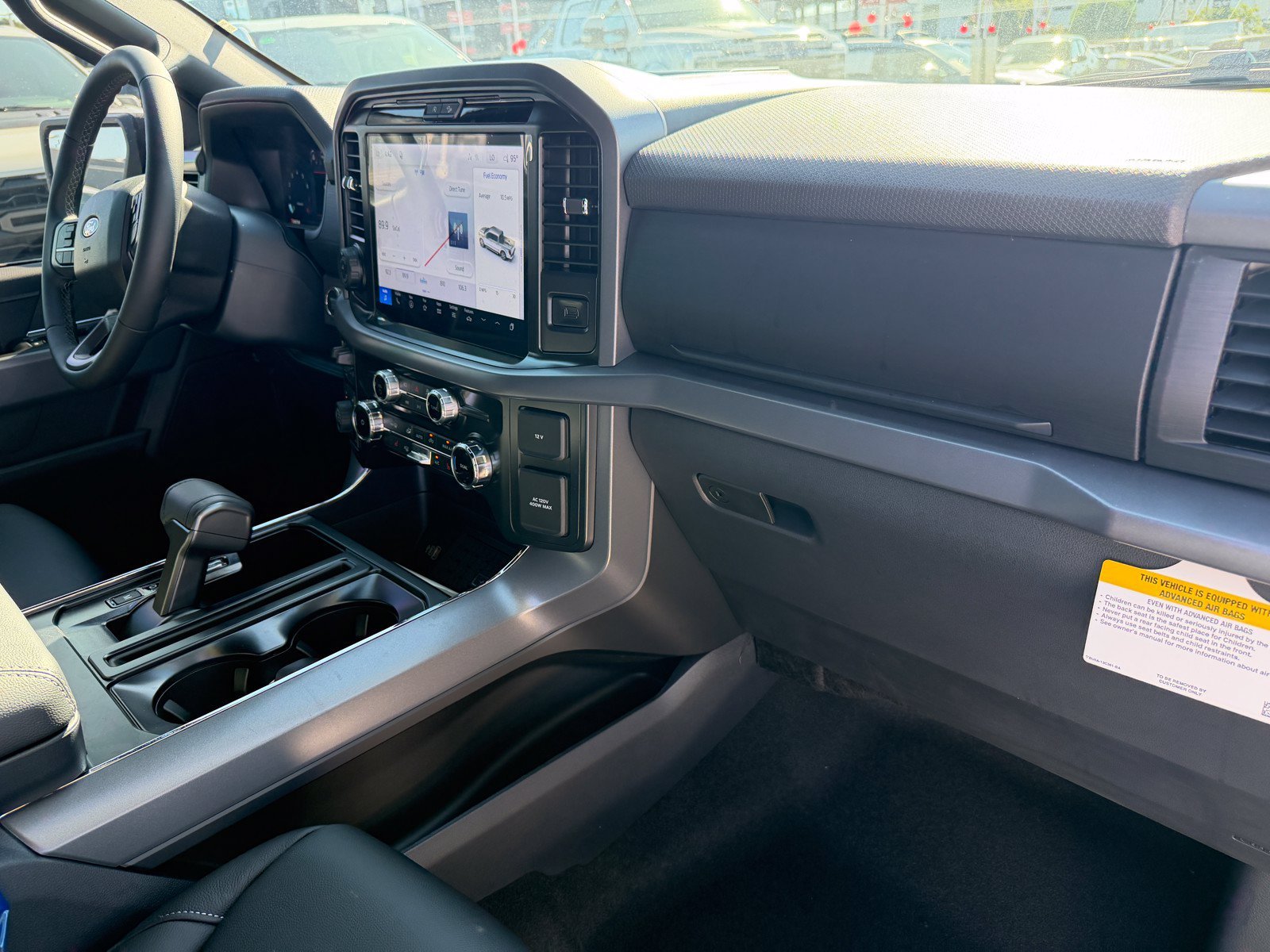 New 2026 Avalanche Ford XLT image 9