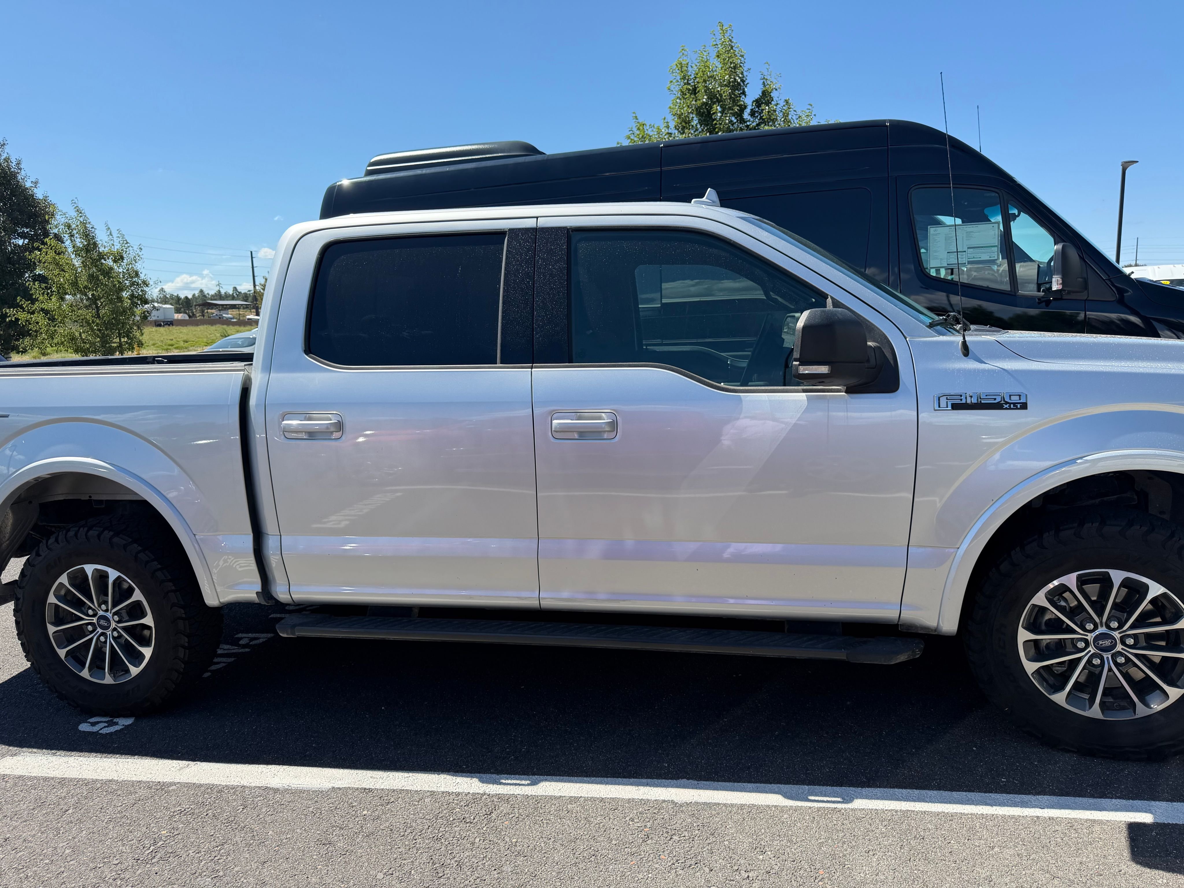 Used 2018 Ingot Silver Ford XLT image 1