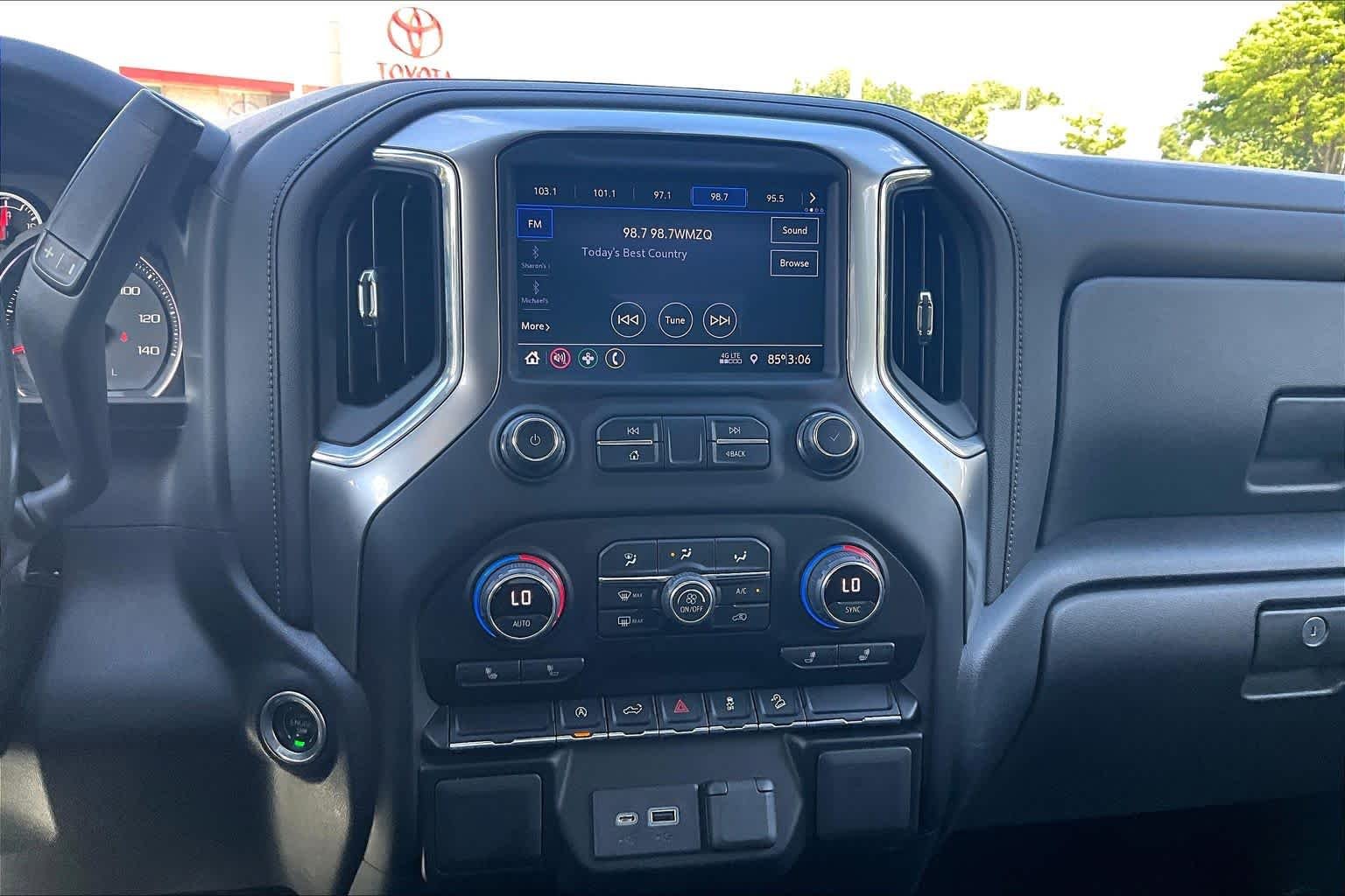 Used 2020 Black Chevrolet RST image 35