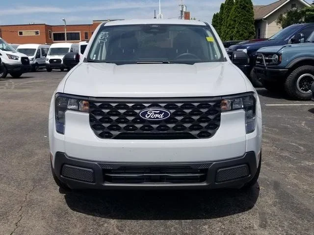 New 2026 Space White Metallic Ford XL image 9