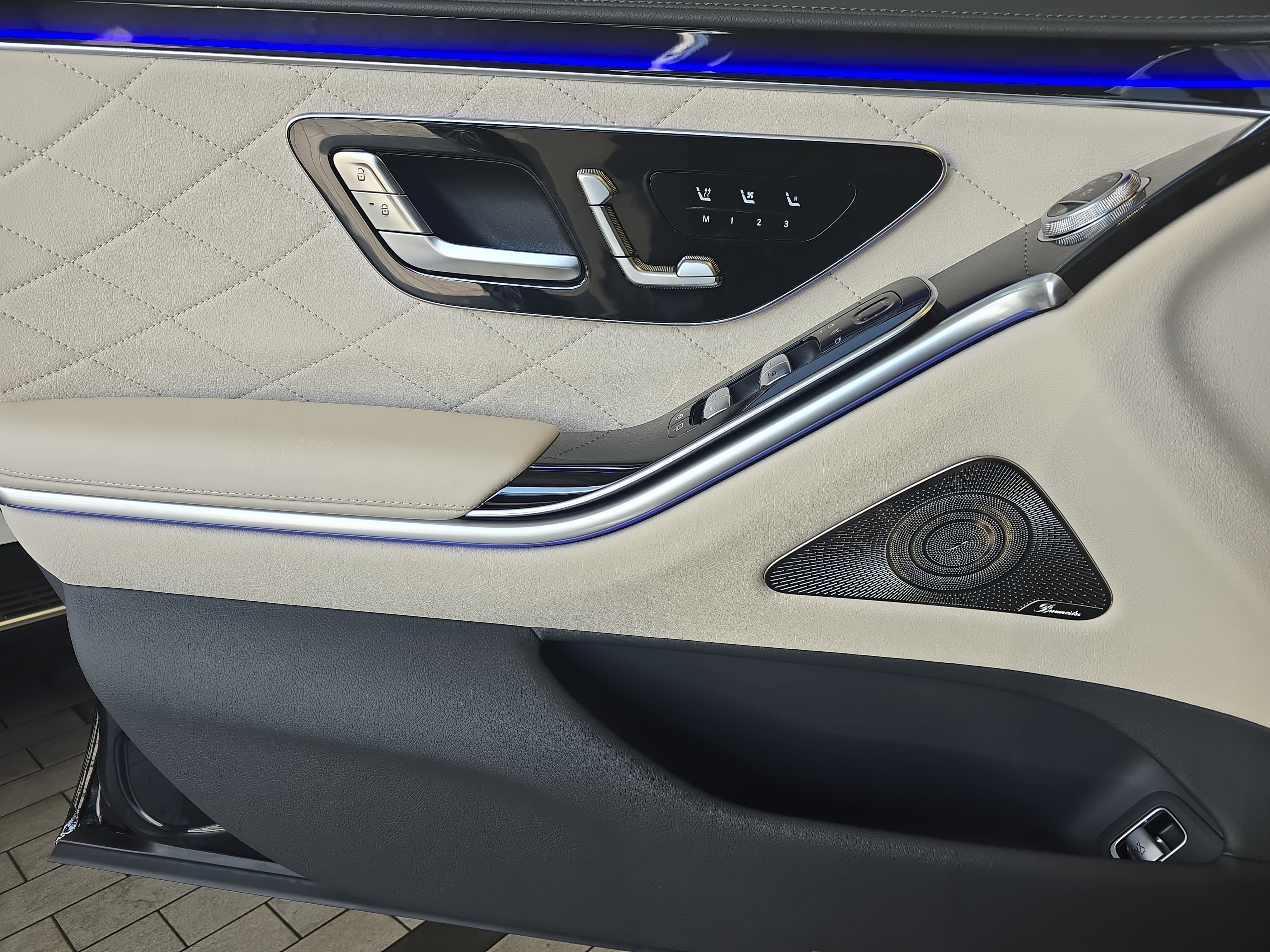 New 2026 Obsidian Black Metallic Mercedes-Benz S580 image 27