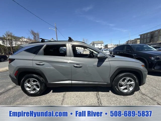 Used 2024 Gray Hyundai SEL image 3