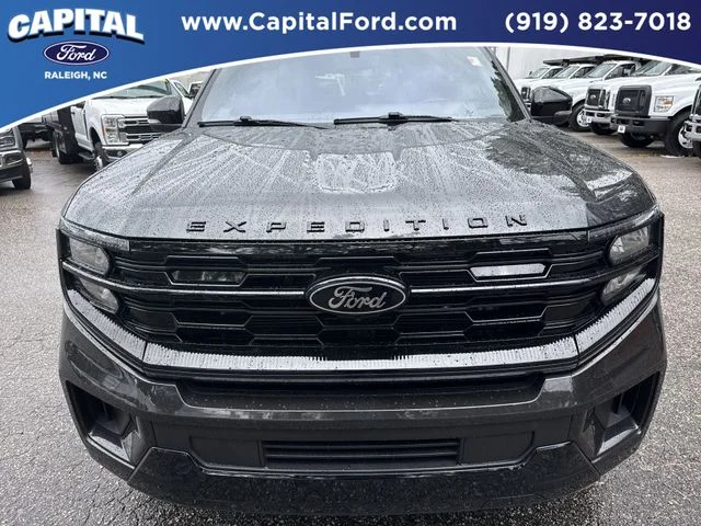 Used 2025 Gray Ford Platinum image 10