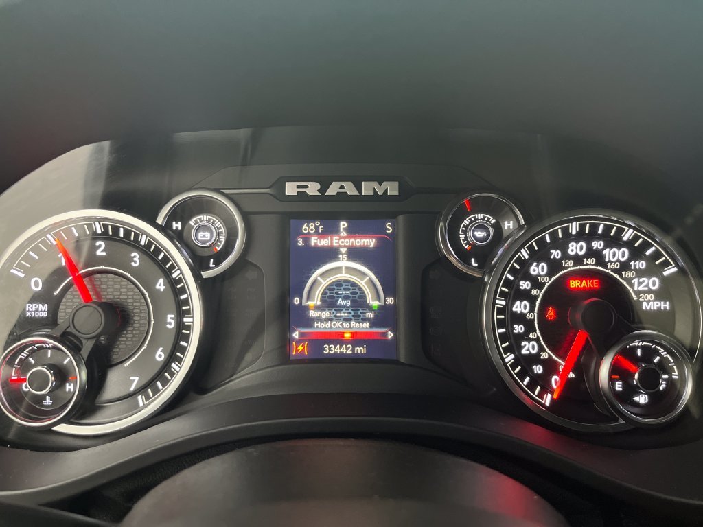 Used 2021 White Ram Big Horn/Lone Star image 17