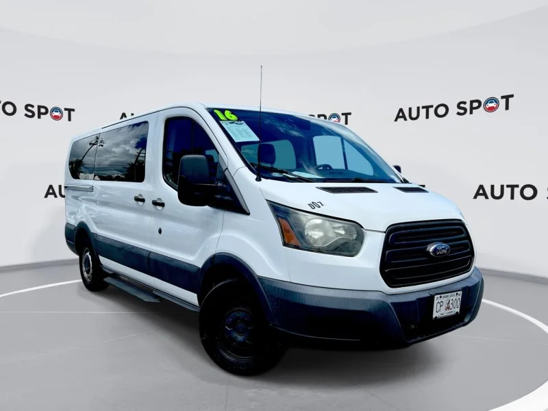 2016 Ford Transit 150 XL Wagon Low Roof Sliding Pass. 130's photo