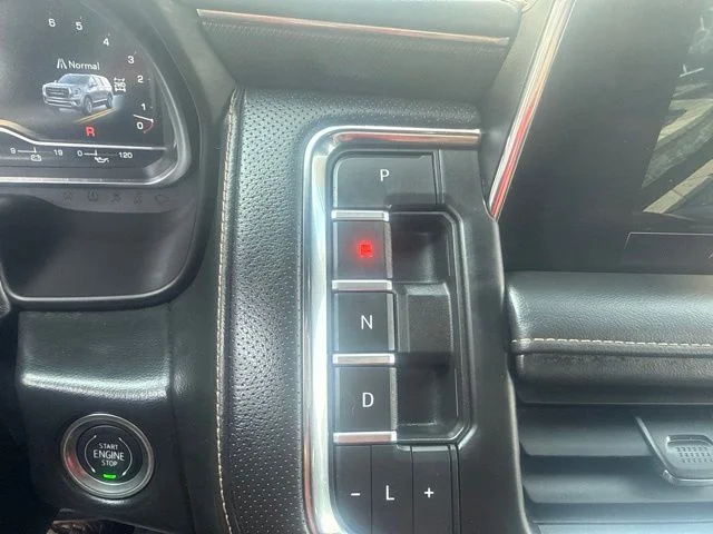 Used 2022 Black GMC AT4 image 27