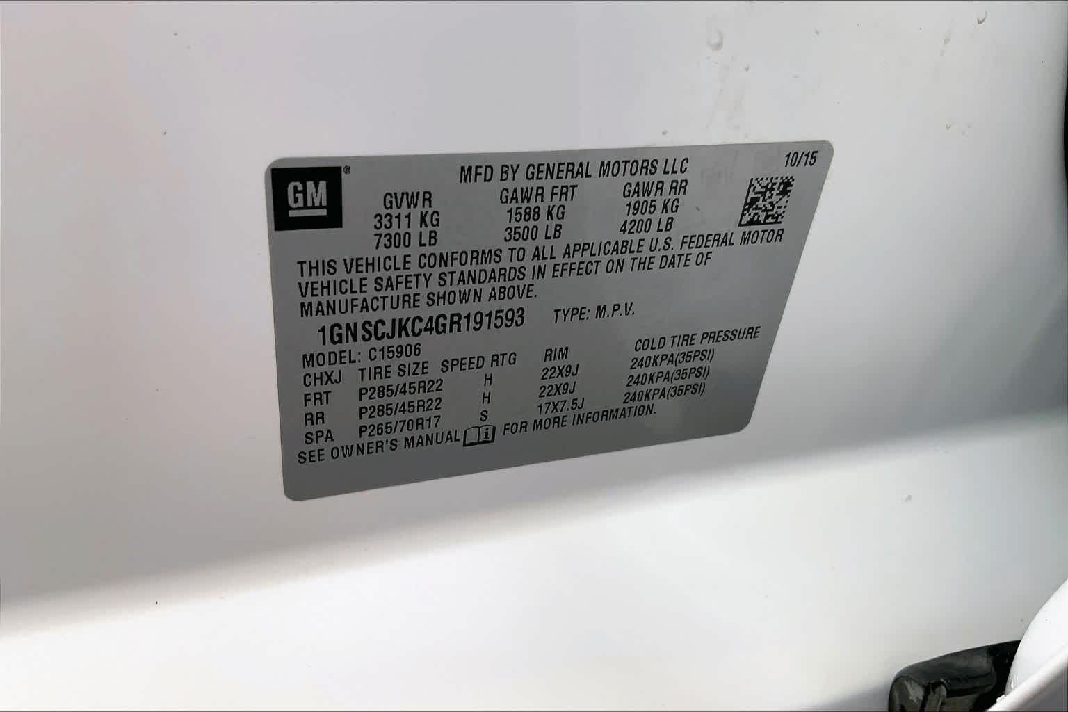 Used 2016 Iridescent Pearl Tricoat Chevrolet LTZ image 36