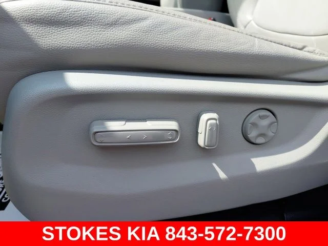 Used 2020  Honda EX-L image 21