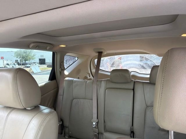 Used 2009 Beige Nissan LE image 12