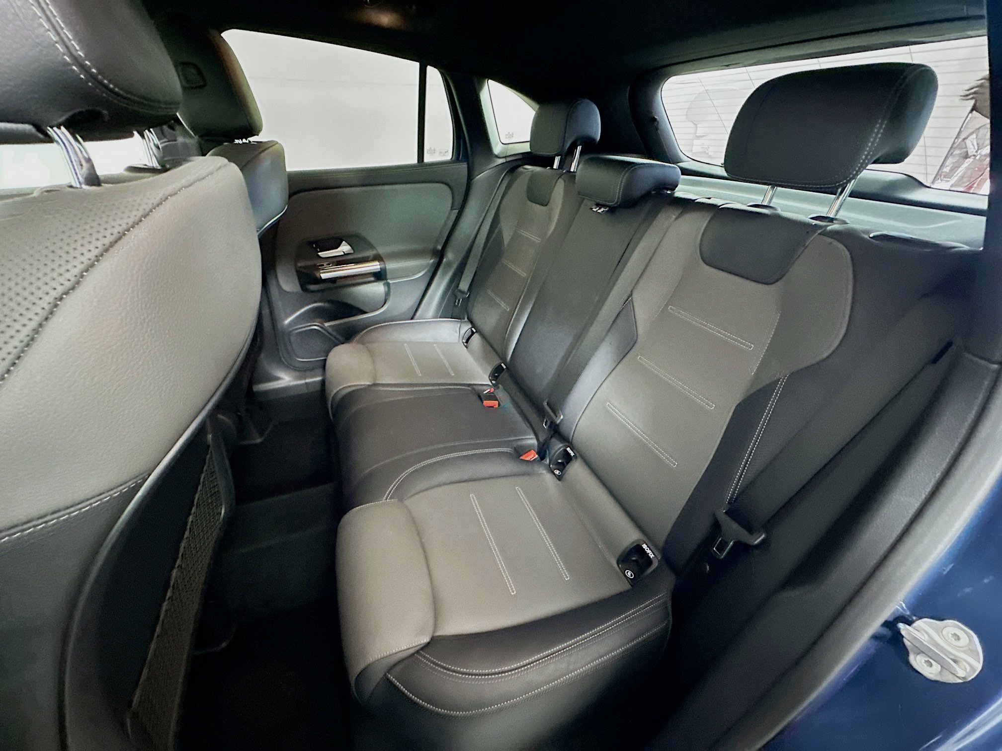 Used 2022 Denim Blue Metallic Mercedes-Benz GLA 250 image 21