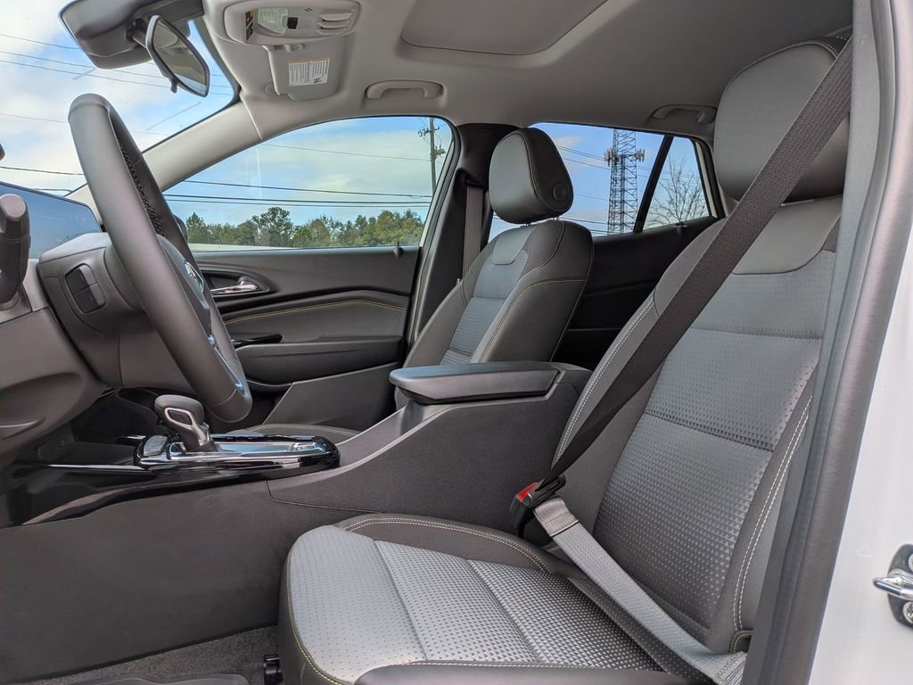 2026 Chevrolet Trax LT - Photo 15