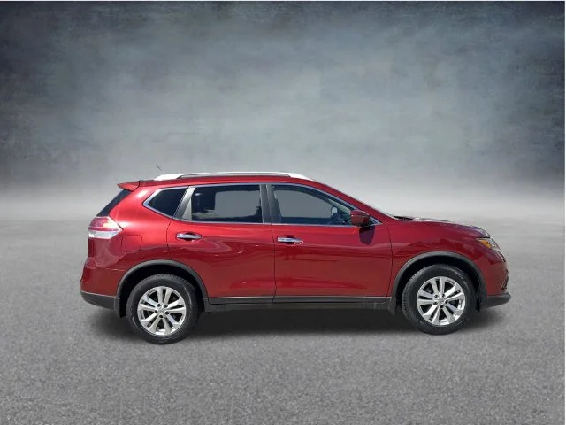 Used 2016 Red Nissan SV image 28